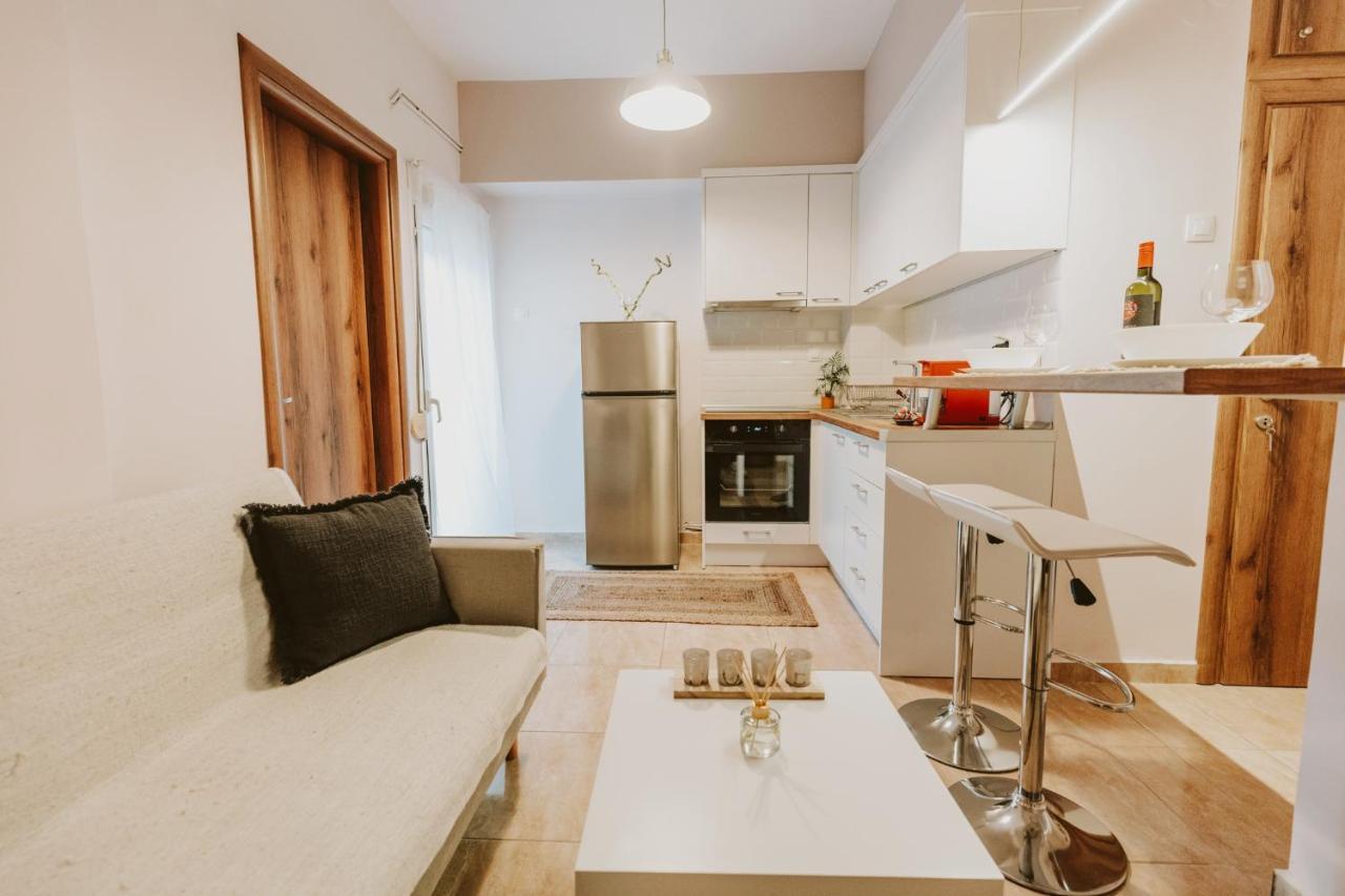 Weekend101 Apartment - Thessaloniki Centre エクステリア 写真