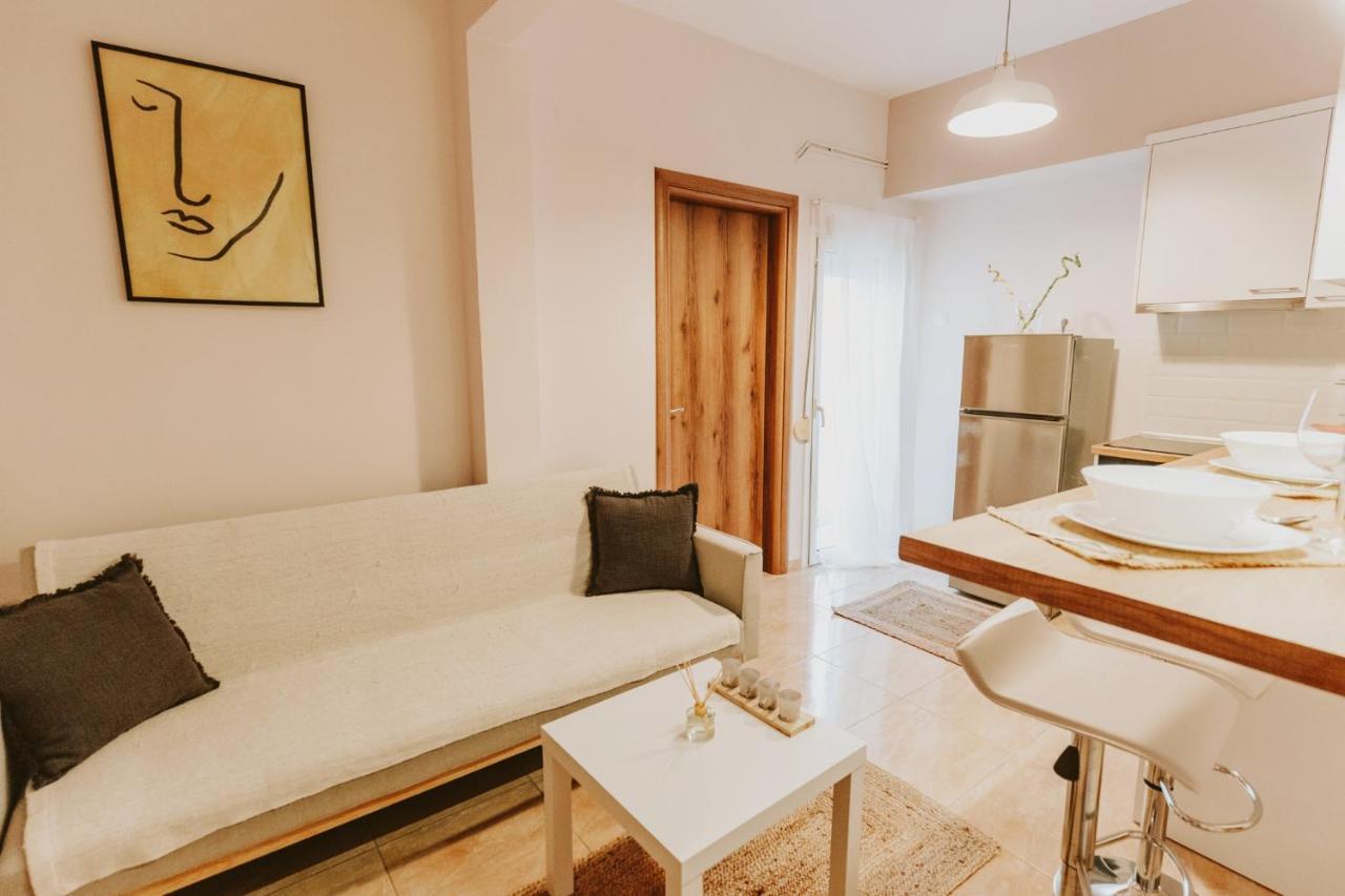 Weekend101 Apartment - Thessaloniki Centre エクステリア 写真